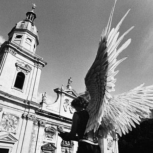 Gérard Uféras, Salzburg, Salzburger Festspiele, black and white, black and white photography, angel, angel wings, costume, church, baroque, backstage, backstage photography, fine art photography, limited edition