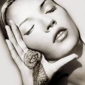 Kate Moss, Sun and Henna, Marrakech, 1993