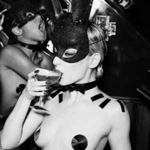 Margarity Bunny by Ellen von Unwerth, two models in Bunnymasks with margaritas