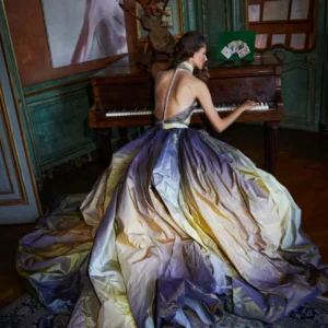 Iris Brosch, Model in Ballgown, purple, yellow, playing Piano