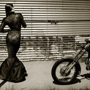 Albert Watson, Ana, Haute Cotoure, New York, Motorbike, Street, Bike, Motorcycle, black and white