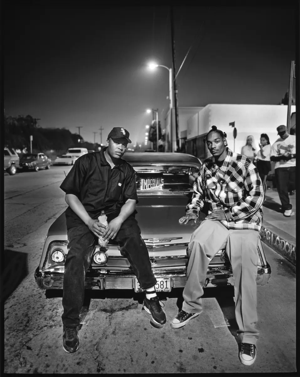 Mark Seliger, Dr. Dre, Snoop Dog, Rap, Hip Hop, 90s, Celebrity, Celebrity Portrait, Musician, Car, portrait, Black and White Photography, limited edition, fine art photography