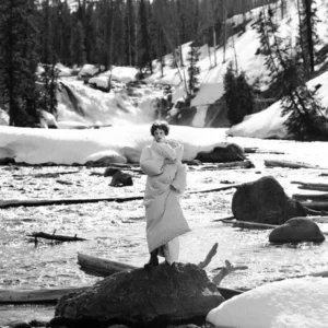 Arthur Elgort, Karen Elson, Vogue, Fashion, Fashion Photography, black and white, black and white photography, coat, snow, water, river, landscape, outdoors, mode, supermodel, Woman, fine art photography, limited edition